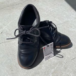 Zara Kids Size 13½ (7.7 INCHES) LEATHER Dress SHOES
BLACK